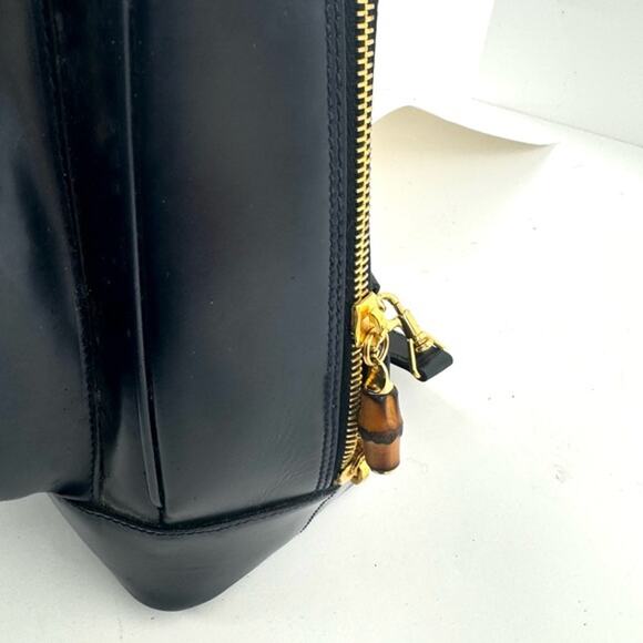 Gucci RARE deep blue sling back w/Tom Ford lines and Bamboo pulls so beautiful - Picture 9 of 16
